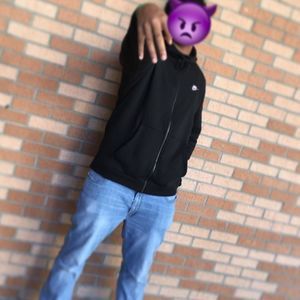 Meet your Posher, Lanard